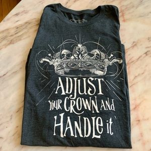Human Unlimited_NWOT_ Crown 👑Graphic Tee_ Size 2X